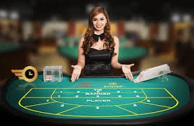magnum777 Infinite Blackjack table view on mobile showing dealer hand, player decision buttons, and real-time video feed